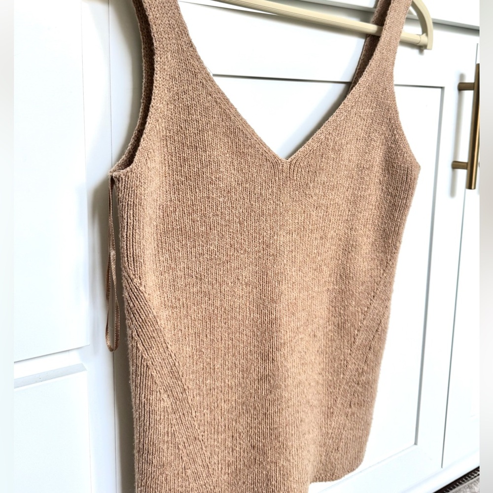 Old Navy Beige Knit V-Neck Tank Top